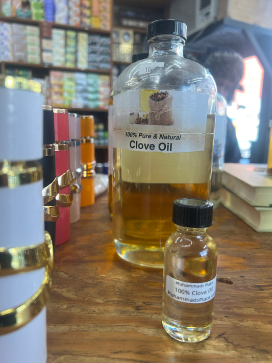 100% Pure & Natural Clove Leaf Oil